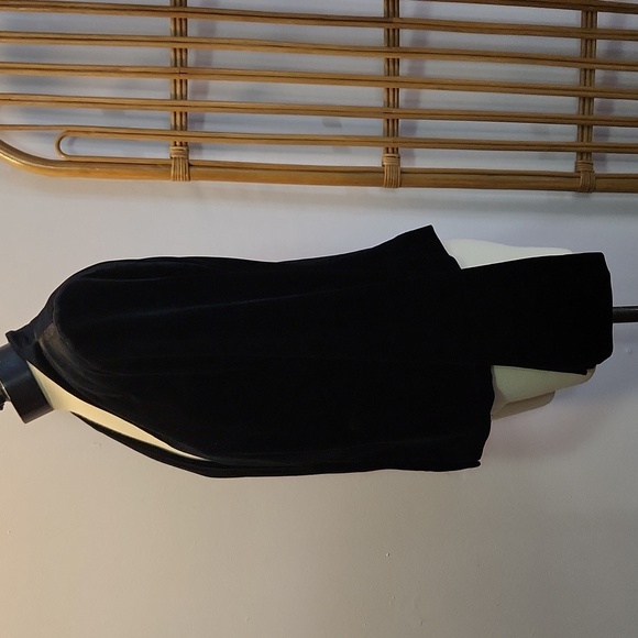 Calvin Klein black velvet jacket size L shoulder pads bell sleeves - Picture 5 of 10